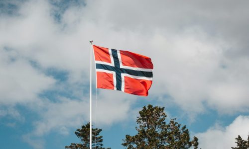 max-van-den-oetelaar-knsWYsdrmnc-unsplash